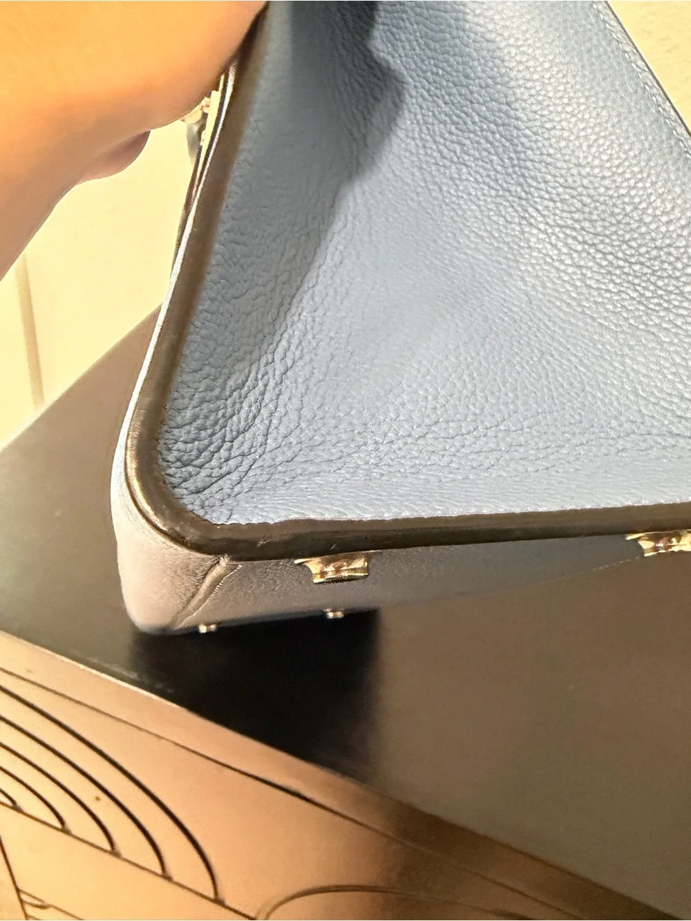 Louis Vuitton City steamer leather handbag in blue - Picture 7 of 14